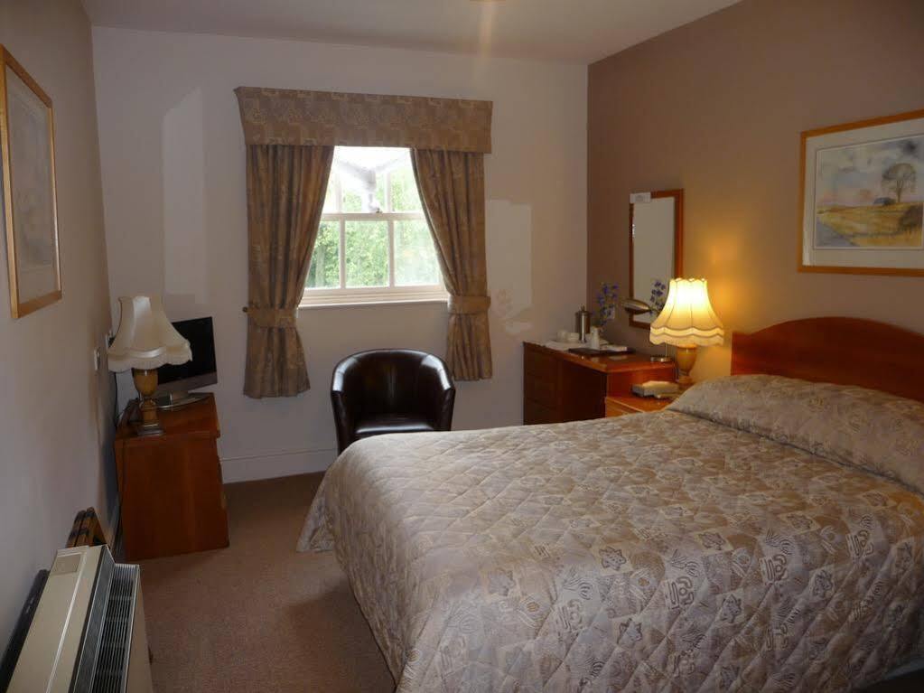 Healds Hall Hotel Cleckheaton Exteriér fotografie